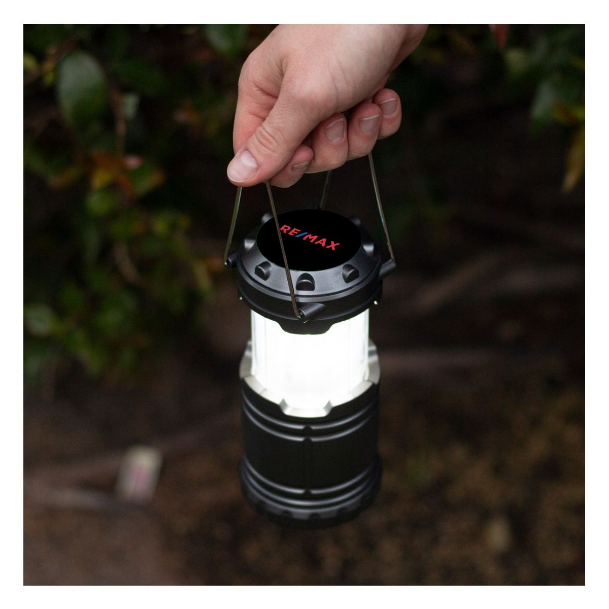 Lumens 2-in-1 Pop Up LED Flame Lantern